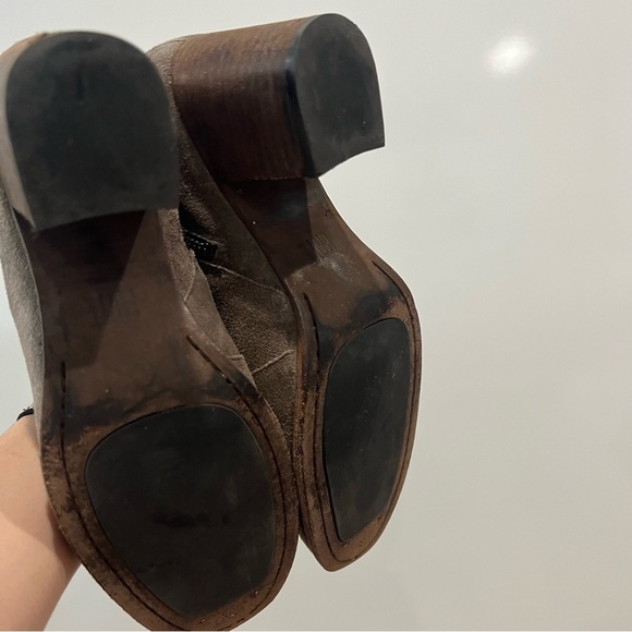 Frye Nora Zip Ankle Heeled Booties - Picture 11 of 14